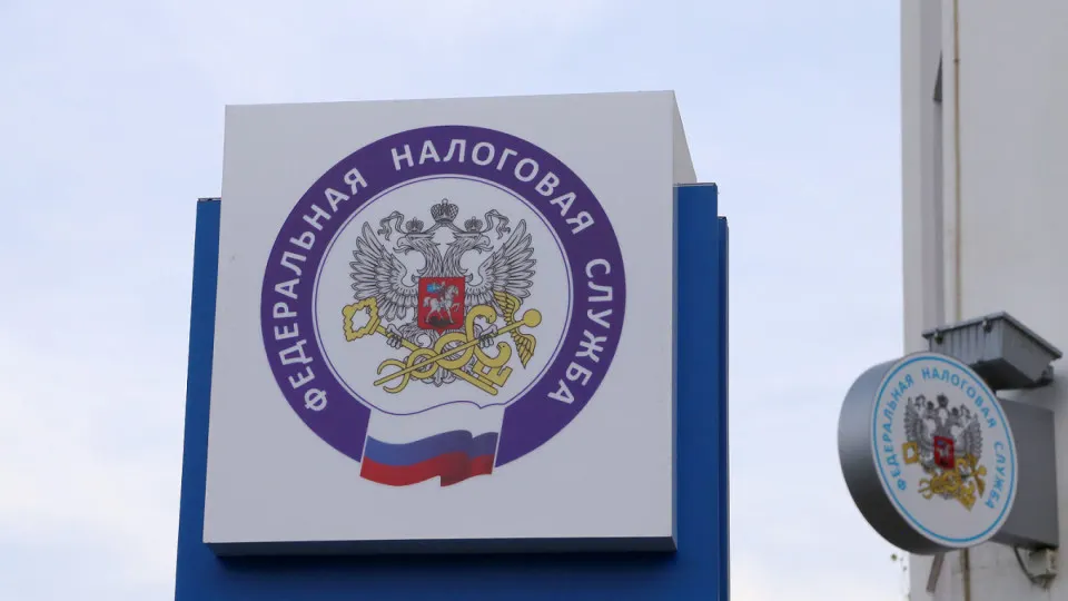 Налоговики просят пояснить источники средств у покупателей недвижимости и автомобилей — меры связаны с дефицитом бюджета и ростом использования наличных в расчётах.