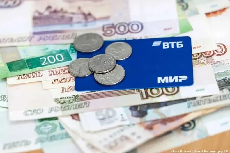 Через две недели стартует массовое внедрение цифрового рубля: банки заявляют о полной готовности к запуску новой формы национальной валюты, что даст возможность открыть кошельки и предлагать депозиты и кредиты в новой валюте.