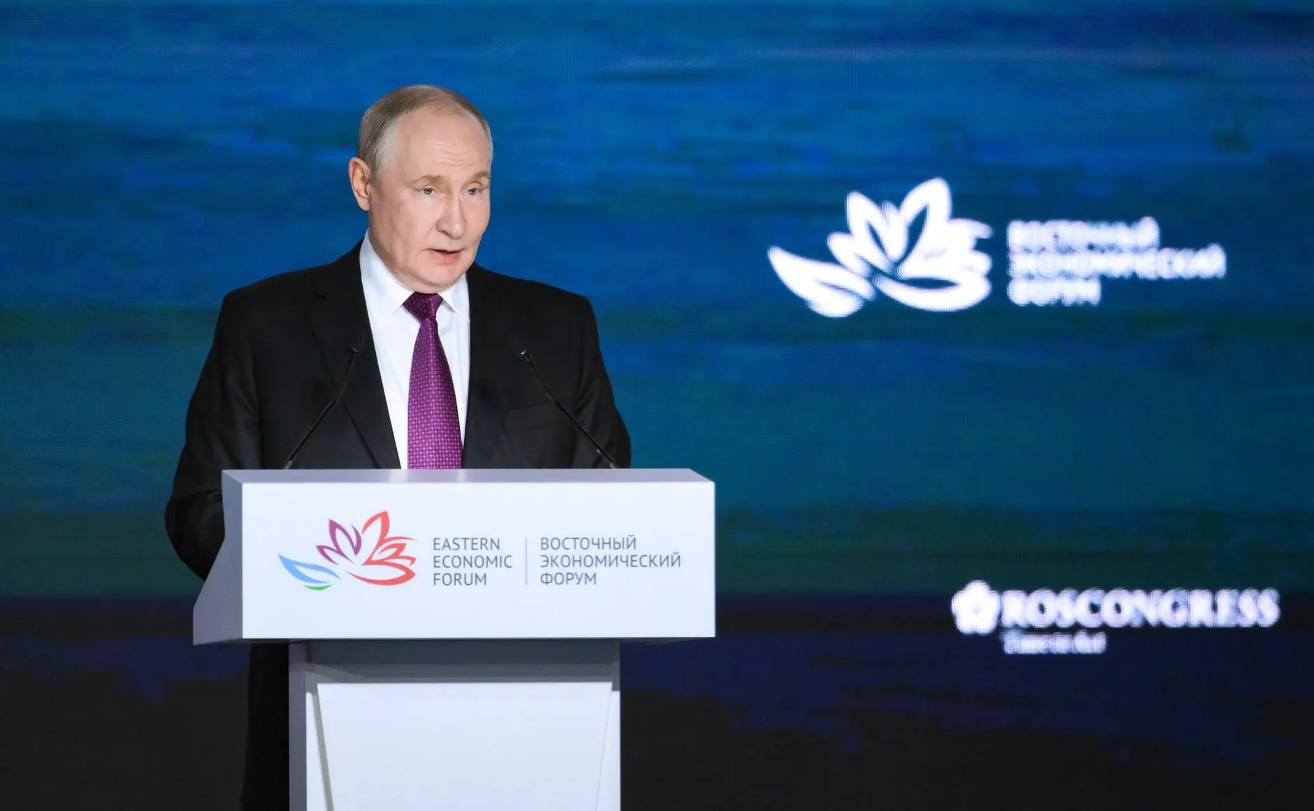 Демография остаётся ключевой задачей. Путин призвал учитывать все факторы, влияющие на рождаемость, подчёркивая, что СВО не является основным фактором.