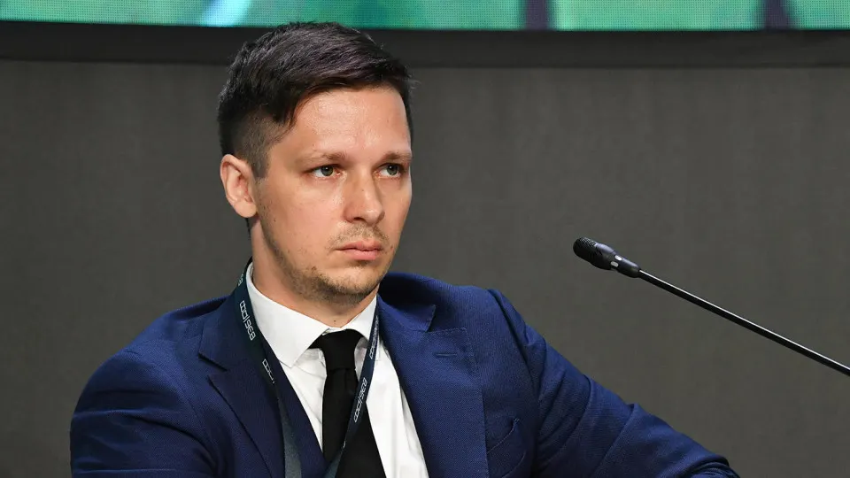 Экономисты отмечают, что консолидированный бюджет достиг 39% ВВП; обсуждаются налоговые меры и фискальные ориентиры на ближайшие годы.