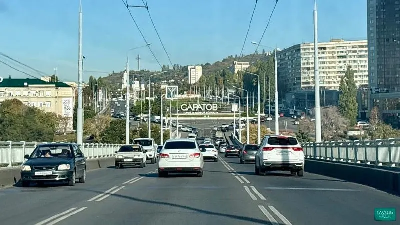 За период 20:00 7 октября — 08:00 8 октября над регионами Белгородской, Брянской, Волгоградской, Воронежской, Курской, Липецкой, Орловской, Оренбургской, Пензенской, Ростовской, Рязанской, Самарской, Саратовской, Смоленской, Тамбовской, Тульской и Ульяновской областей, а также над Московским регионом и республиками Башкортостан, Крым и Татарстан, перехвачены и ликвидированы 399 беспилотников; часть БПЛА сбита над акваторией Черного моря.