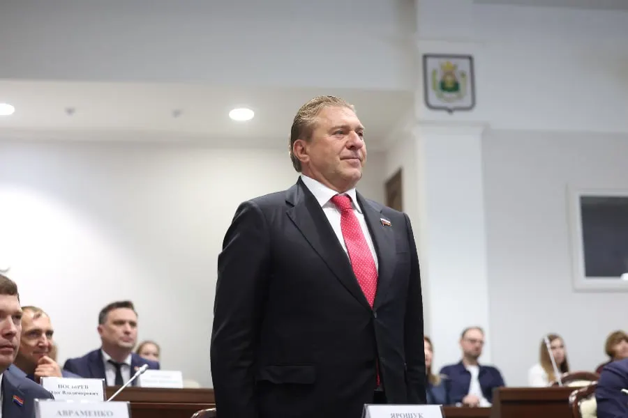 Сенатор Калининградской области заявил, что угрозы в адрес региона — это в основном риторика соседних стран, и реальных действий не последует.