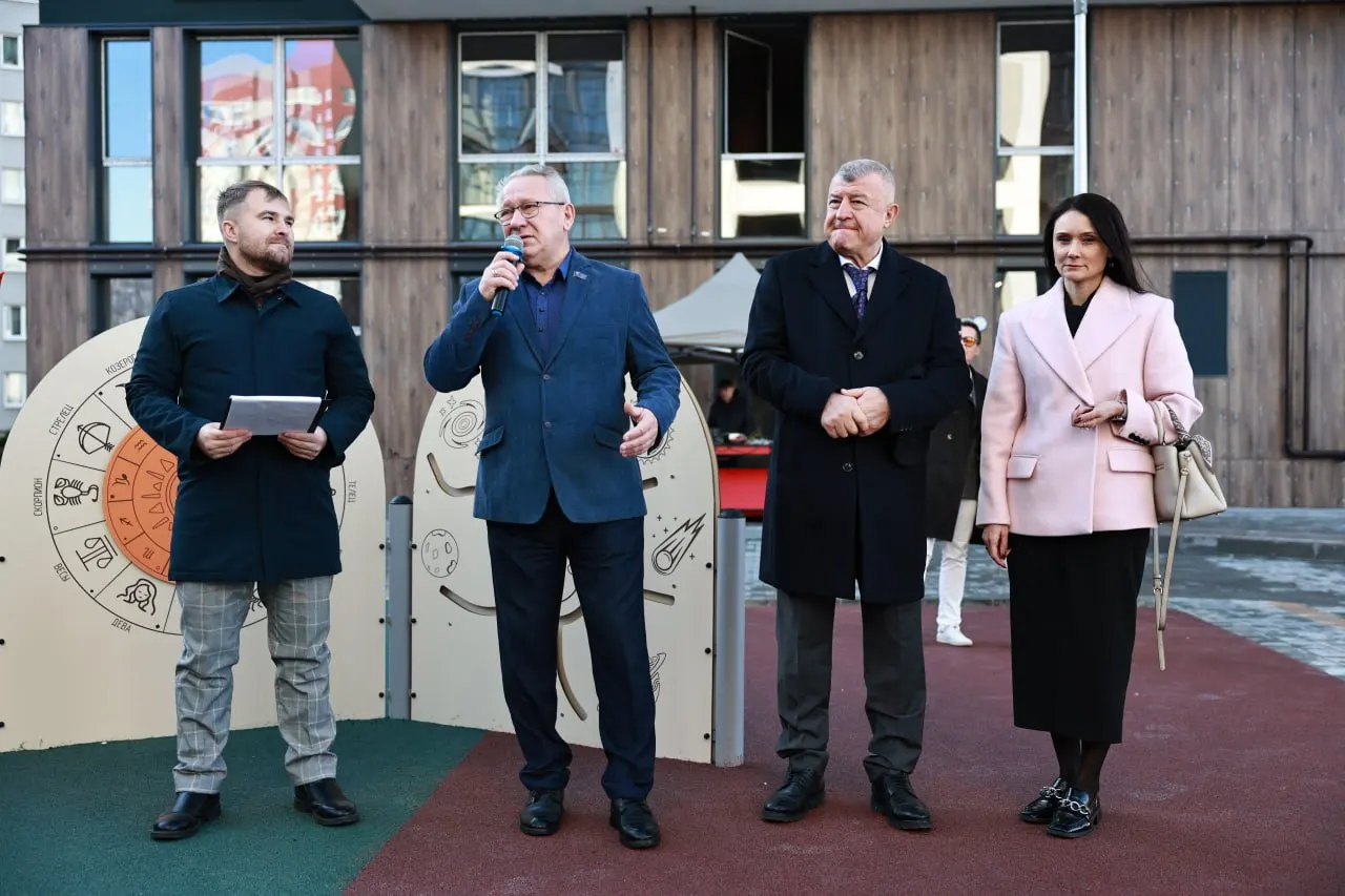 В ЖК на Сельме отпраздновали новоселье: плов, музыка и отличное настроение на празднике.