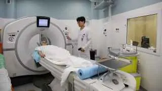 Из‑за западных санкций и перебоев с поставками европейской и американской техники российские клиники все активнее закупают китайское оборудование для КТ и МРТ. Доля устройств из КНР в парке томографов в стране за несколько лет выросла многократно, а китайские производители становятся почти безальтернативным вариантом.