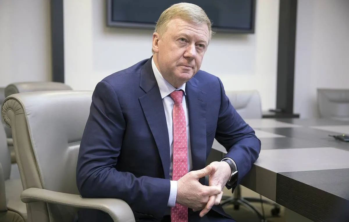 Судебные приставы возбудили исполнительное производство об аресте активов бывшего главы «Роснано» Анатолия Чубайса на сумму 5,5 млрд рублей на основании решения Арбитражного суда Москвы по делу о убытках от проекта Plastic Logic.