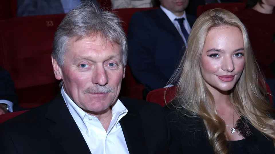 Организатор крупных деловых мероприятий Centrum Moscow, совладелицей которого является дочь Дмитрия Пескова Елизавета, по итогам 2025 года впервые за долгое время завершил год с крупным минусом на фоне падения выручки, роста расходов и судебных споров, отражающих общий кризис в российской экономике.