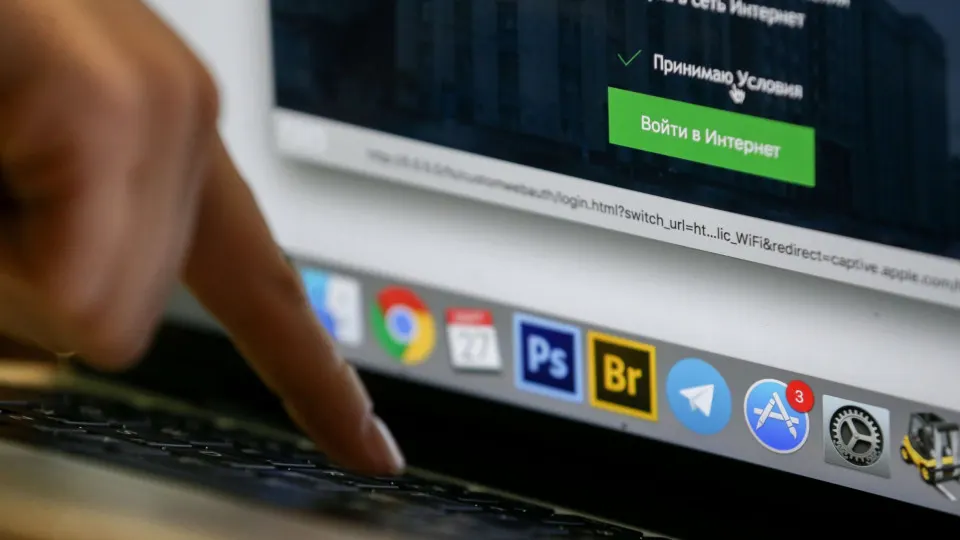 Минпросвещения утвердило концепцию исторического просвещения: на базе МПГУ сформируют совет учёных и популяризаторов для проверки исторического контента. Инициатива связана с указом президента и рядом законопроектов о противодействии «искажению» истории и ужесточении ответственности.