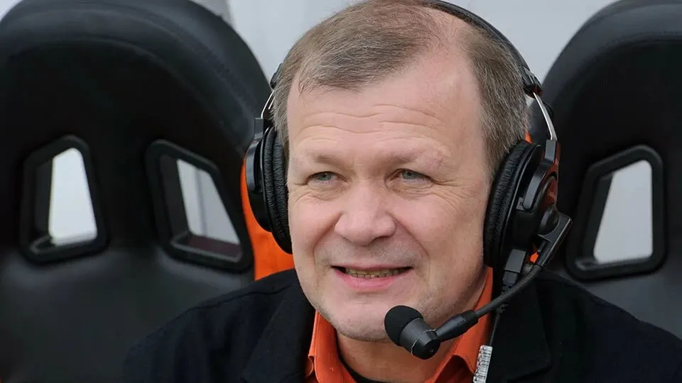 В Таганский суд Москвы поступил административный материал в отношении спортивного комментатора Георгия Шмурнова по статье об участии в деятельности «нежелательной организации». Ему грозит штраф, организация в документах не уточняется.