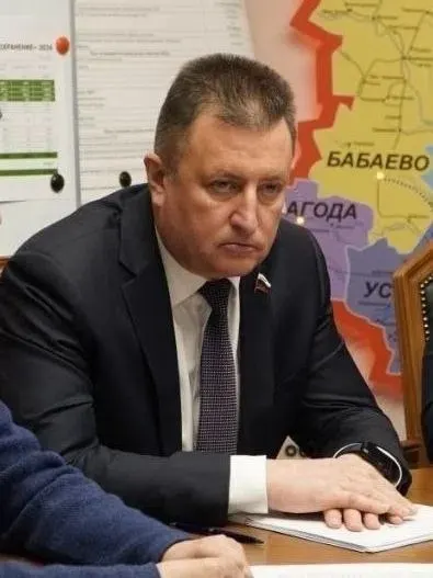 Сенатор внёс инициативу, которая лишит собственников возможности уменьшать плату за содержание и ремонт ниже регионального минимума. ОСС смогут голосовать только за повышение тарифов — это повлечёт дополнительные расходы для десятков домов.