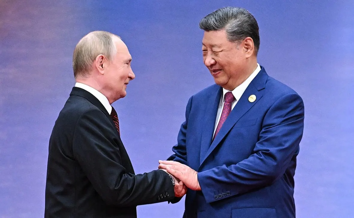 Лидеры России и Китая согласовали 47-страничный программный документ о новом типе международных отношений, зафиксировав общее видение международной повестки и достигнув важных договорённостей в энергетике.