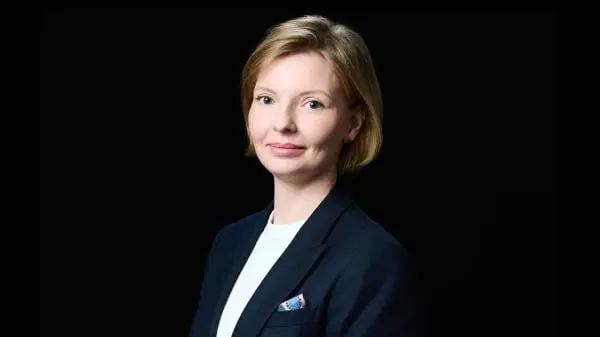 С 1 сентября администраторы доменов в зонах .ru, .рф и .su обязаны проходить идентификацию через портал «Госуслуги». Новые правила потребуют от компаний пересмотра управления цифровыми активами и подготовки к централизованной верификации.