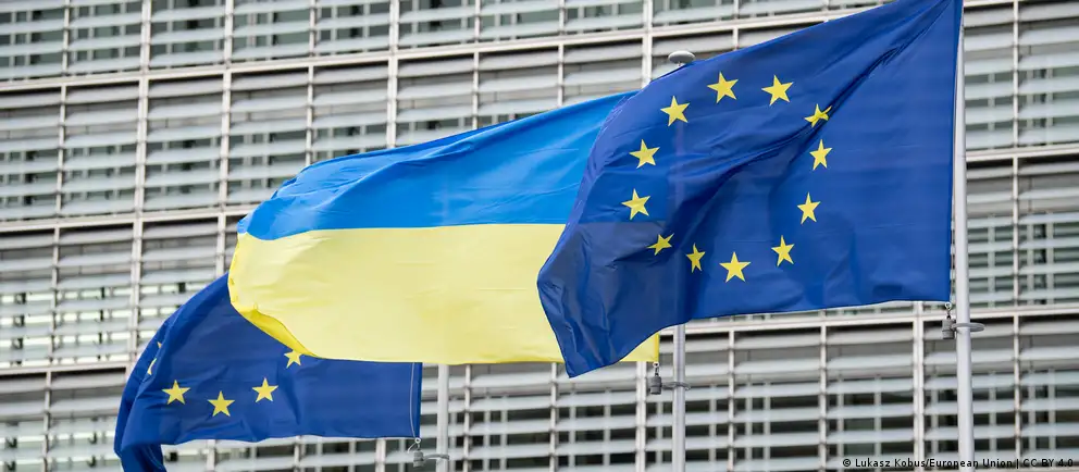 Ожидается, что новые ограничения утвердят 12 мая. Санкции нацелены на лиц и структуры, вовлечённые в насильственное перемещение, включая более 20 тысяч украинских детей.