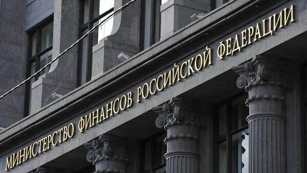 Ведомство просит заморозить несвязанные с военной деятельностью статьи расходов на ближайшие годы — ожидаются дополнительные триллионы рублей на финансирование операции; приоритет сохранён за соцобязательствами и обороной.