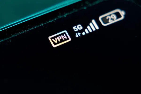 Сервис Cloudflare удалил пометку «шпионское программное обеспечение» с двух доменов мессенджера «Макс» — max.ru и web.max.ru; ранее ярлык появился 30 апреля.