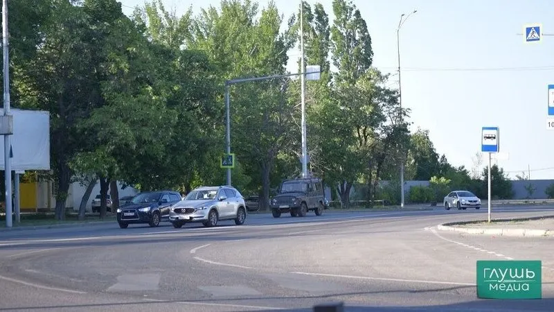 Утверждён план по повышению безопасности дорожного движения с мерами до 2030 года и перспективой до 2036 года. Среди нововведений — дополнительные медицинские проверки и обязательная реабилитация для пьяных водителей, а также внесудебные блокировки сайтов с контентом, пропагандирующим пренебрежение ПДД или предлагающих поддельные документы.
