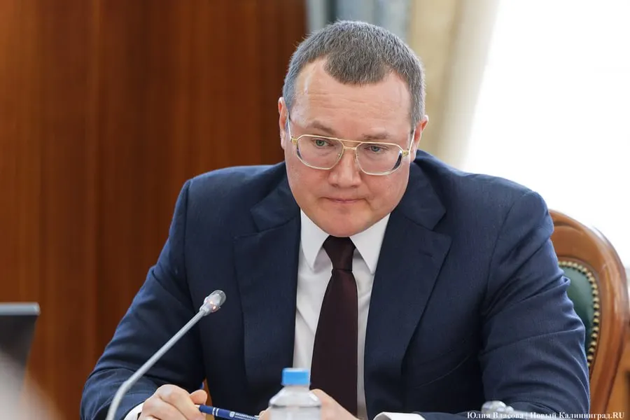 Губернатор утвердил новый состав совета — большинство в нём составляют чиновники, архитекторов осталось восемь. Председателем назначен первый заместитель губернатора Валерий Шерин.