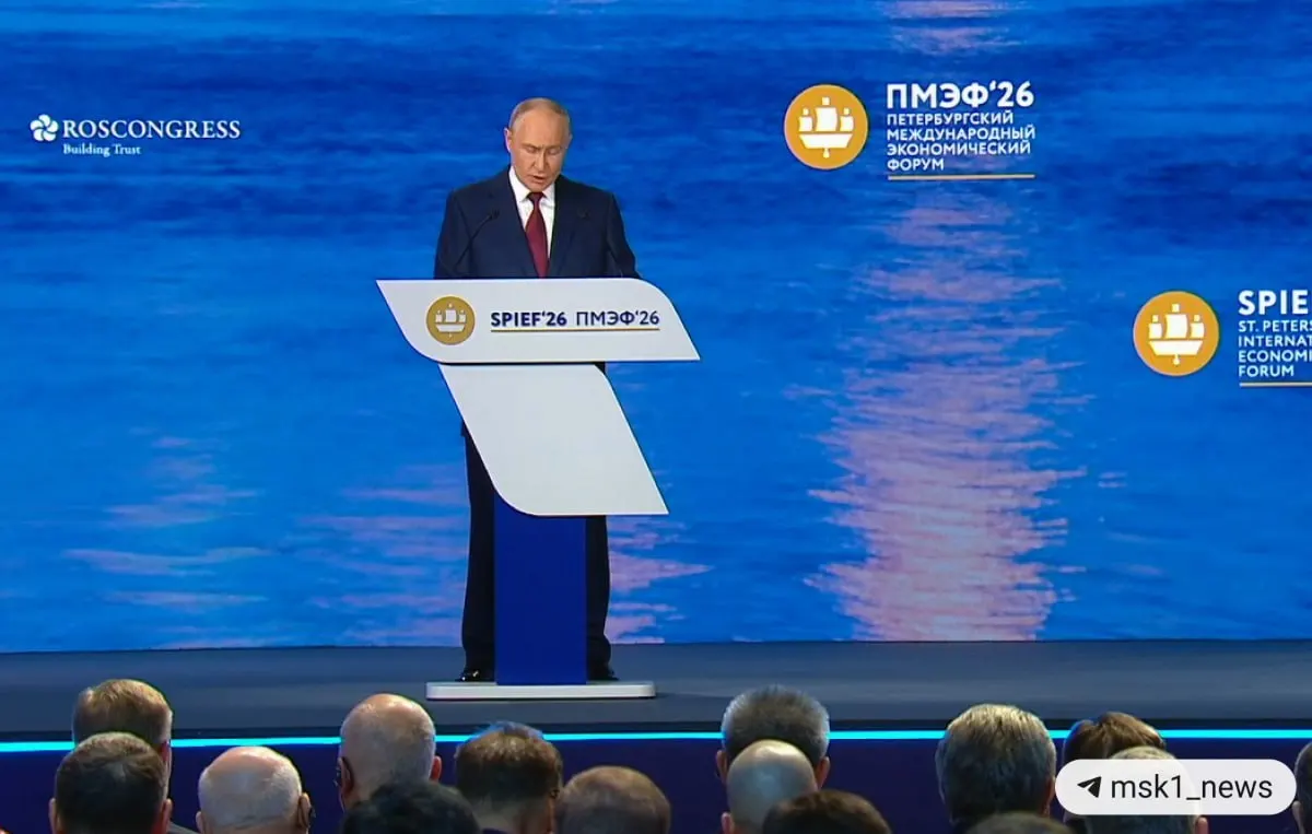 Президент заявил, что Россия обладает «очень хорошими перспективами» в сфере искусственного интеллекта и занимает лидирующие позиции в атомной энергетике; назвал искусственный интеллект, автономные системы и платформенные решения ключевыми технологиями будущего.