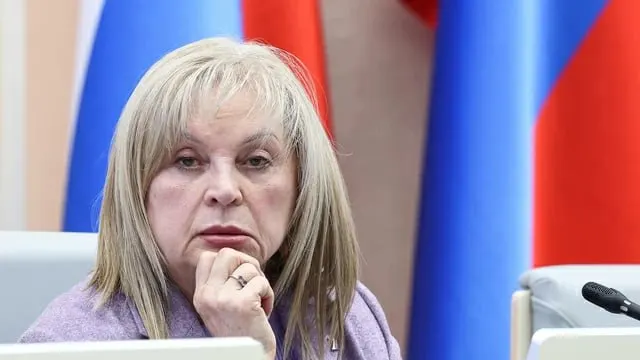 ЦИК объявила о применении дистанционного электронного голосования в 33 субъектах Федерации; голосование намечено на 18–20 сентября, для устойчивости работы ДЭГ предложено включить систему в «белые списки» Минцифры.