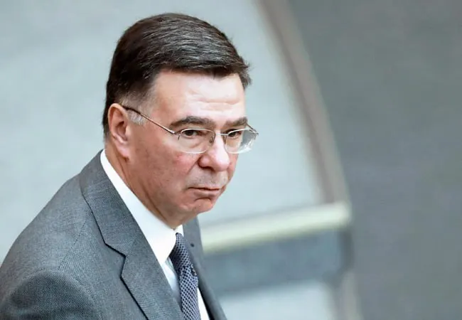 Александр Панкин на Петербургском международном экономическом форуме подчеркнул устойчивость российской экономики и отверг ярлык «бензоколонка».