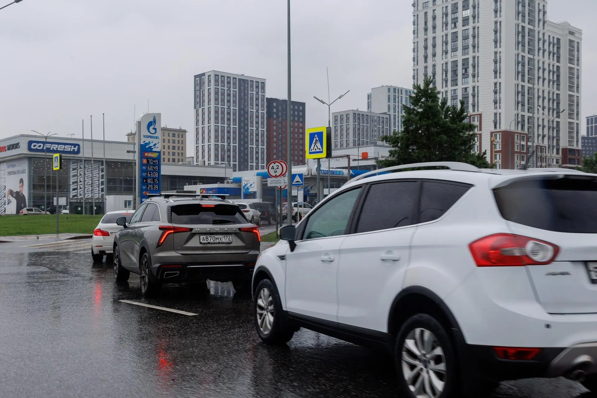 Запрет на экспорт дизельного топлива объявлен как мера для предотвращения дефицита и стабилизации рынка. Эксперт Фролов считает решение логичным, но временным.