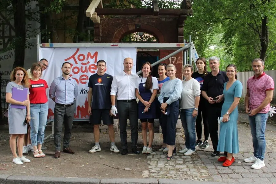 ФКР сообщило, что фахверковая арка на Чапаева, 17 не входит в работы по капремонту объекта культурного наследия, поэтому её восстановление должно осуществить собственник.