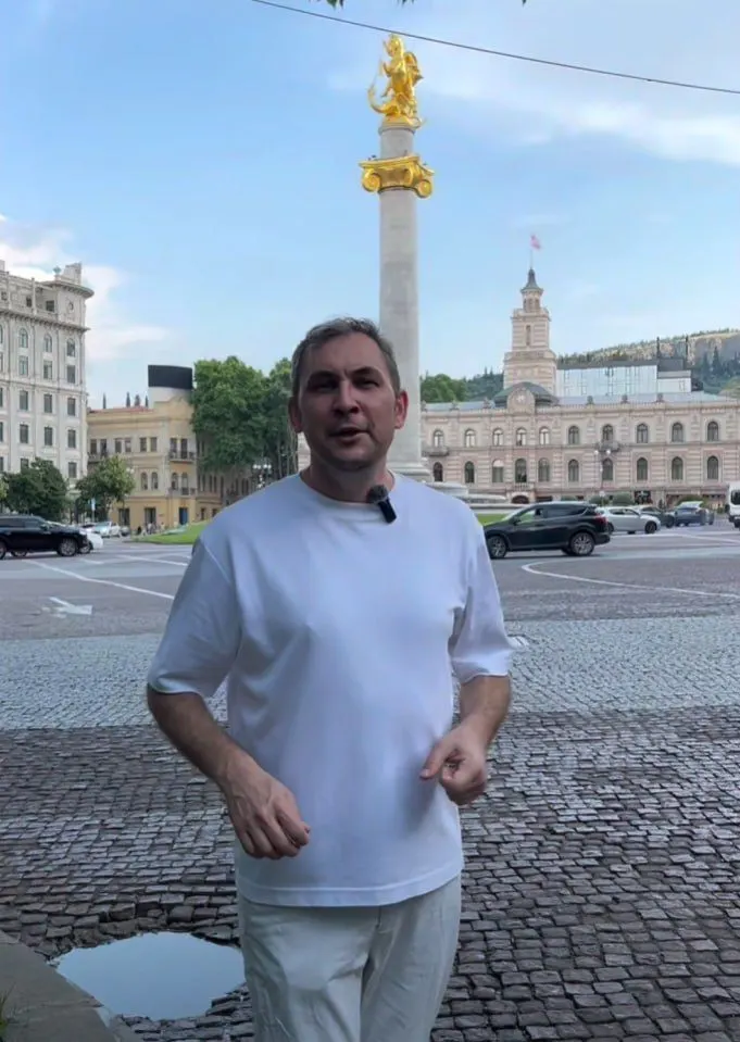 Росфинмониторинг внёс в реестр «экстремистов и террористов» блогера Николая Левшица — автора популярного русскоязычного блога о Грузии. Сам он пока не комментировал решение.