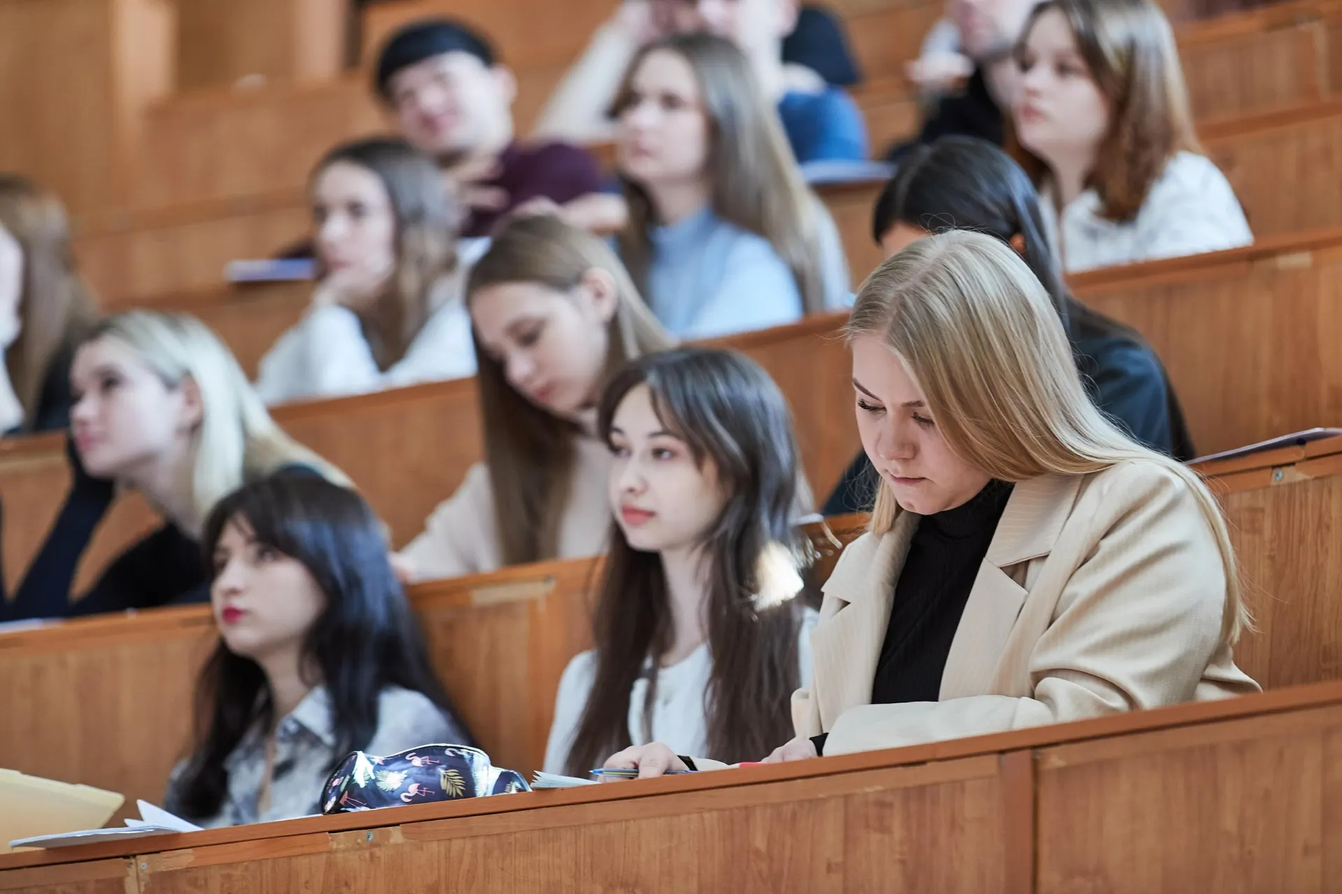 Ведомство изменило порядок целевого обучения: вместо штрафов вводят механизм компенсации, а основания для отчисления студентов стали строже.
