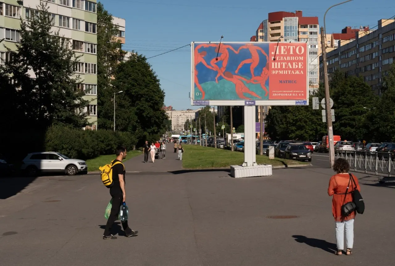Кратко: в Ленобласти задержан 12‑летний подозреваемый по версии следствия; в Красносельском похитили 6,8 млн руб.; Борис Надеждин заявил, что не будет сдавать подписи, а под Харьковом в результате удара погибли люди.