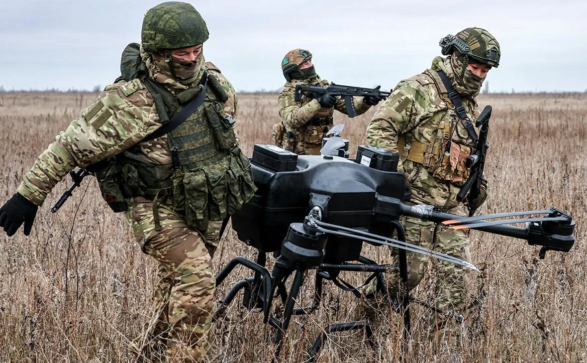 До конца года в войска беспилотных систем планировали привлечь 78 тысяч человек, но к середине года подготовили лишь более 8 тысяч — примерно четверть от намеченного объёма.