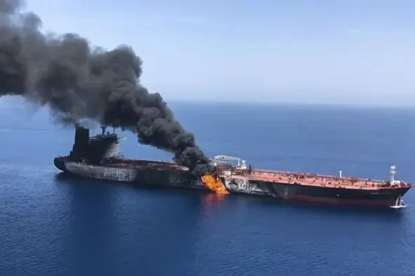 Из‑за роста убытков и атак беспилотников тарифы в морском страховании выросли в 2–4 раза, многие компании отказывают в страховании военных рисков для рейсов по Чёрному и Азовскому морям. Власть рассматривает варианты господдержки или создания фондов взаимного страхования.