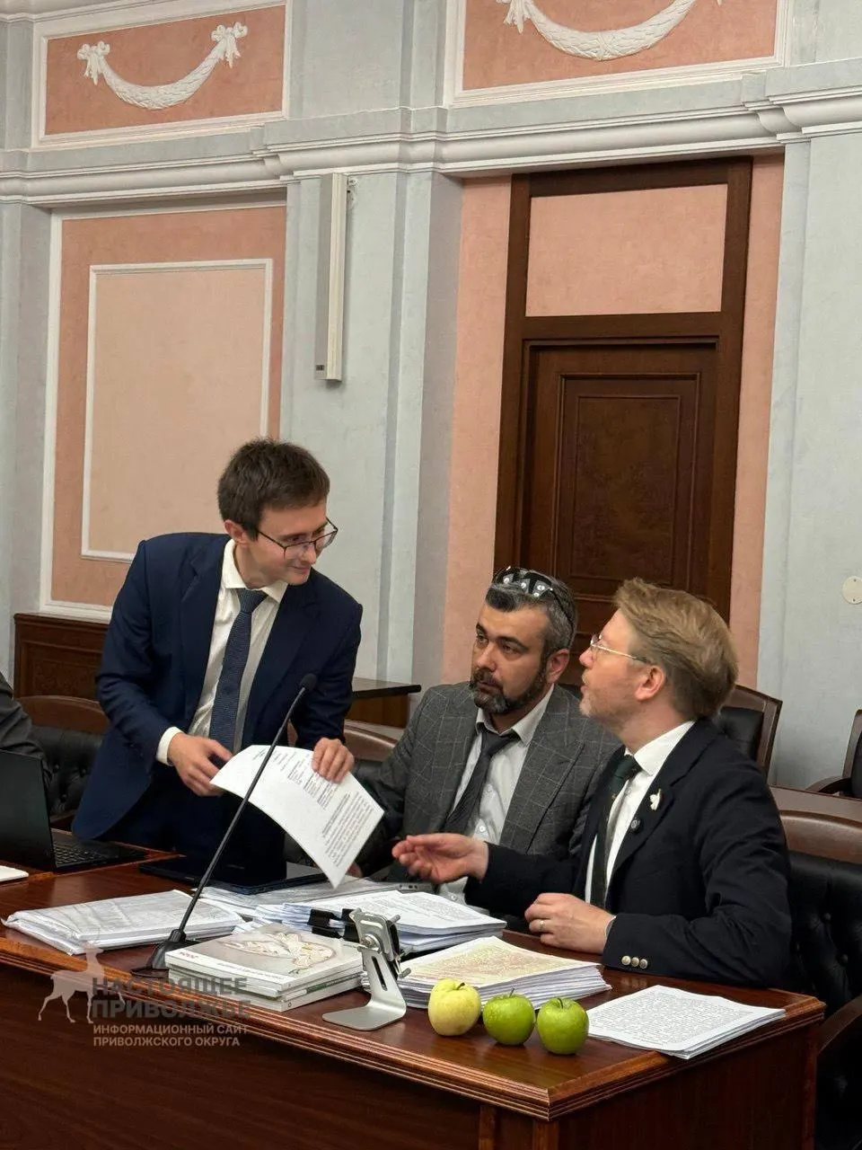 Суд обсудил вопросы авторских прав, финансирования кампании и публикаций; часть претензий отклонена, решение можно обжаловать.