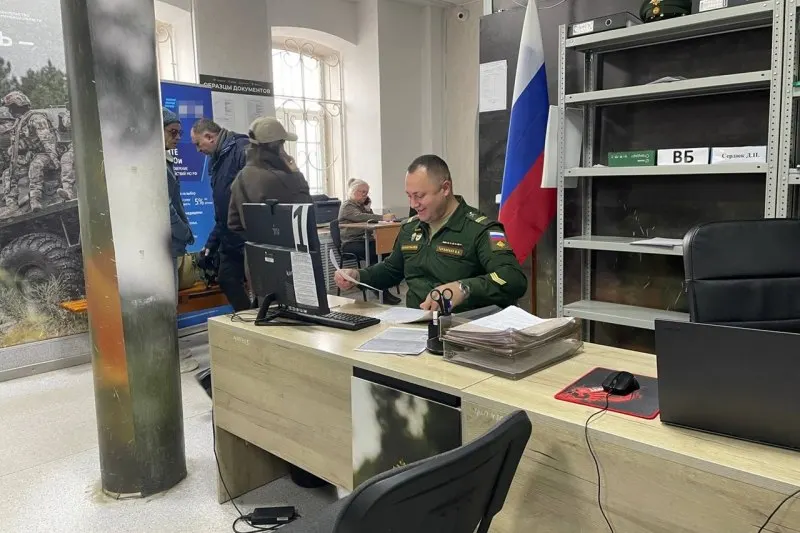 Официальные лица опровергли слухи о мобилизации; эксперты считают, что цель таких публикаций — психологическое давление на общество.