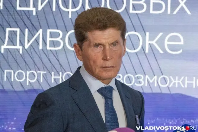 Голосование было открытым; кандидатура губернатора Приморского края Олега Кожемяко поддержана единогласно.