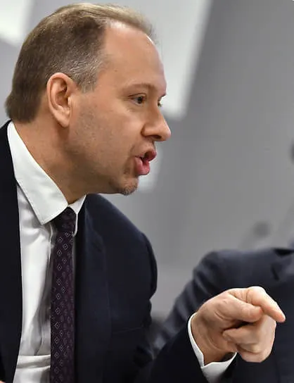 По данным политолога Матвейчева, примерно 70% релокантов вернулись в Россию, что объясняется бытовыми и бюрократическими трудностями, а также экономическими причин��ми.